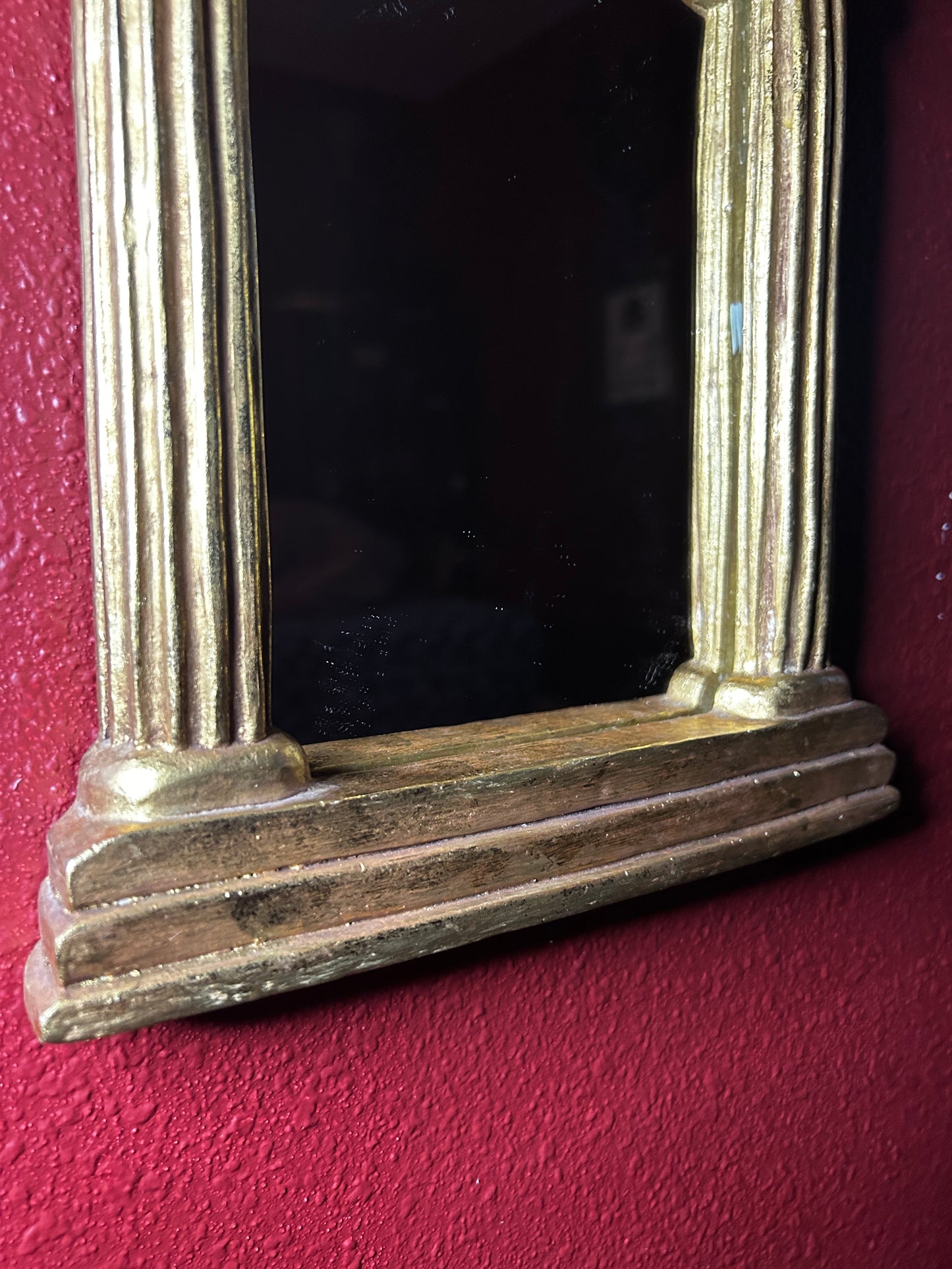 Pillar Mirror