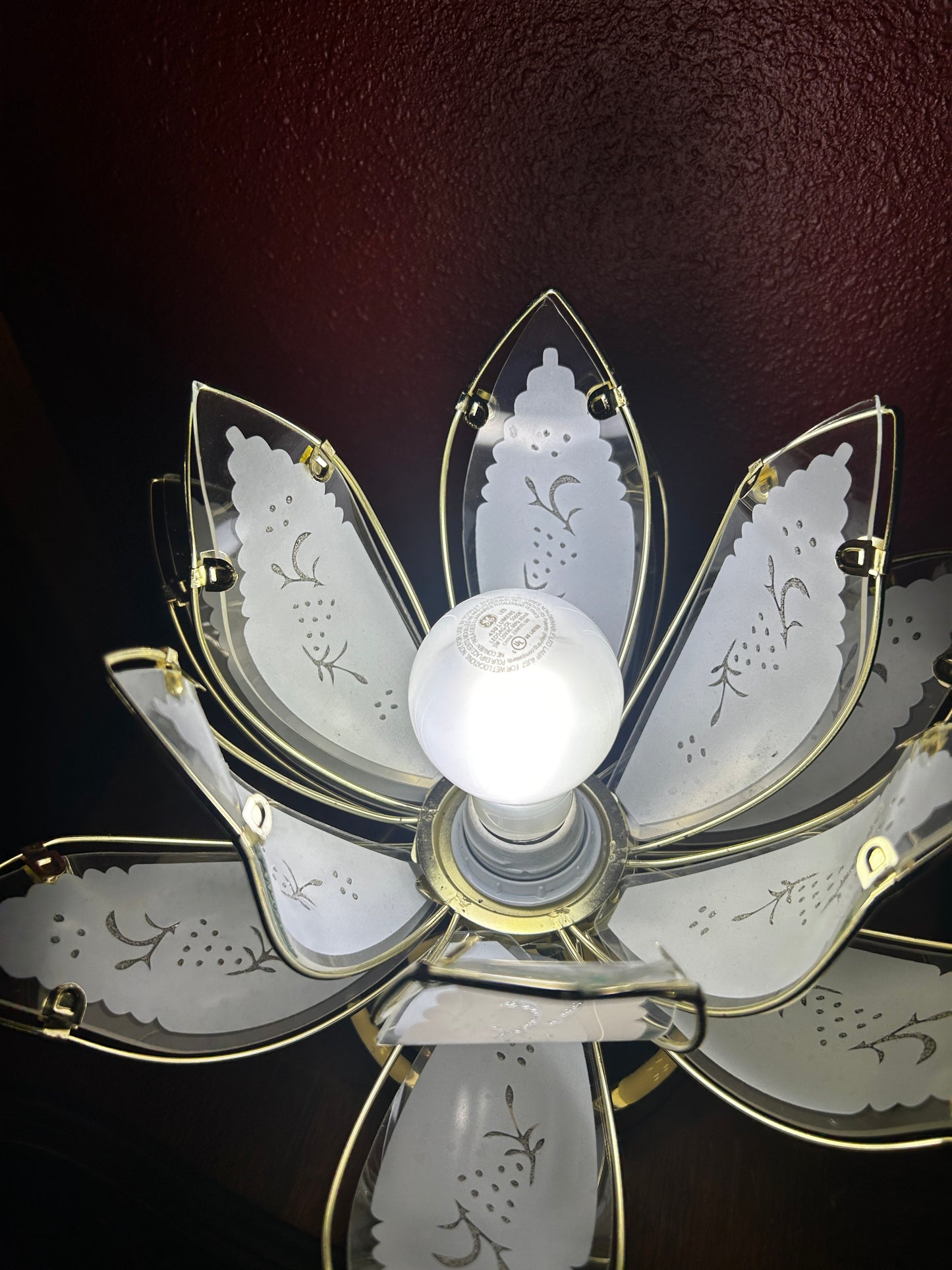 Vintage Lotus Flower Lamp with Touch Base