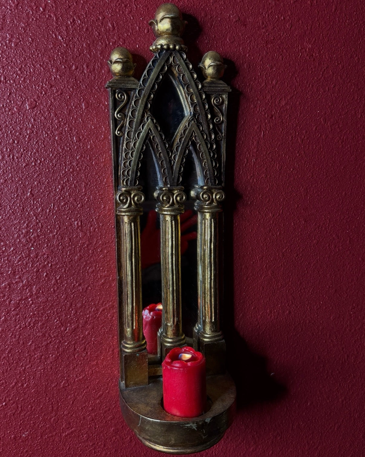 Arched Mirrored Candleholder