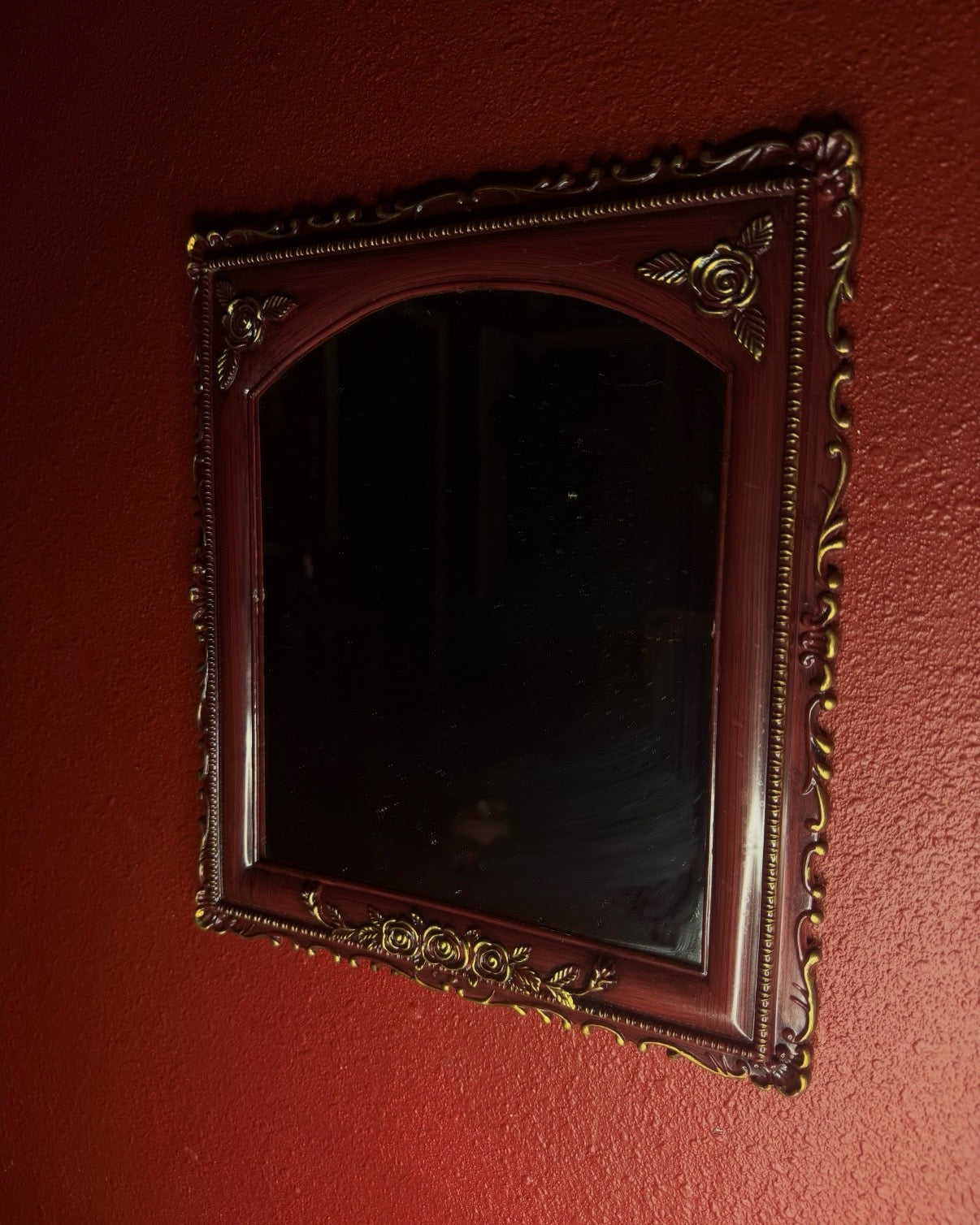 Rose Detail Arched Mirror