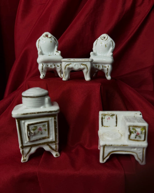Set of 5 Made in Japan DollHouse Furniture