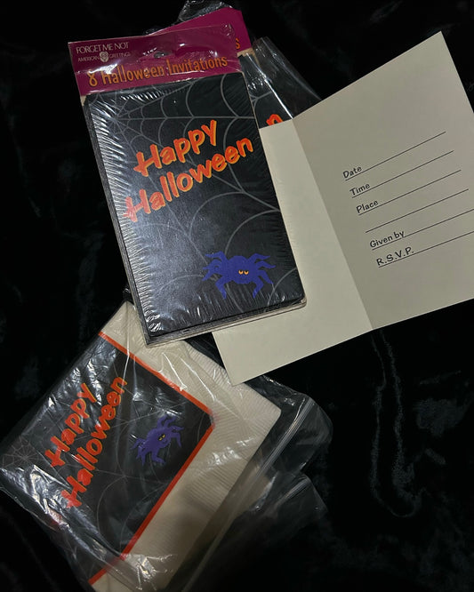 Vintage Set of 24 Halloween Invitations and Napkins