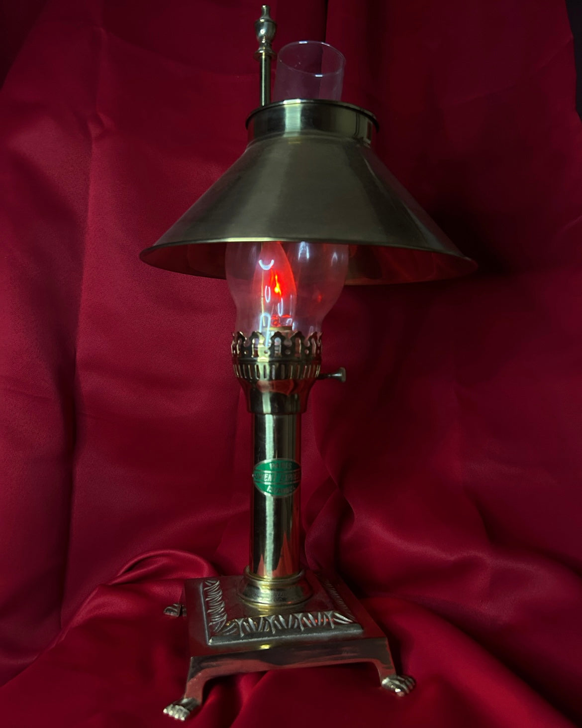 Vintage Brass Clawed Lamp w/ Flickering Lightbulb