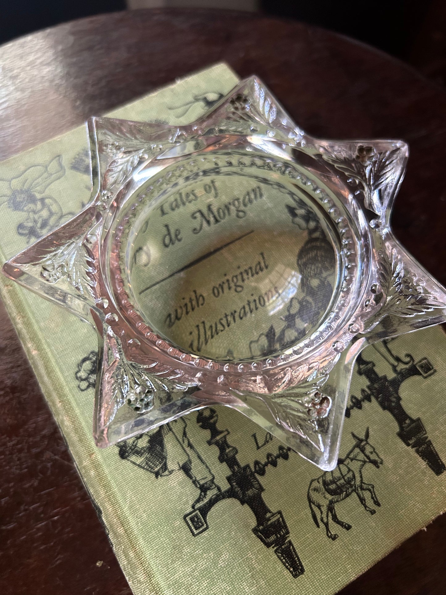 Victorian Magnifying Star